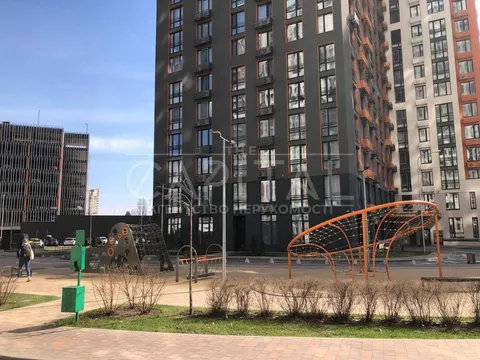 Продажа  офисное помещение Киевская обл., Киев, Днепровская наб. ул., 18а - 14/27