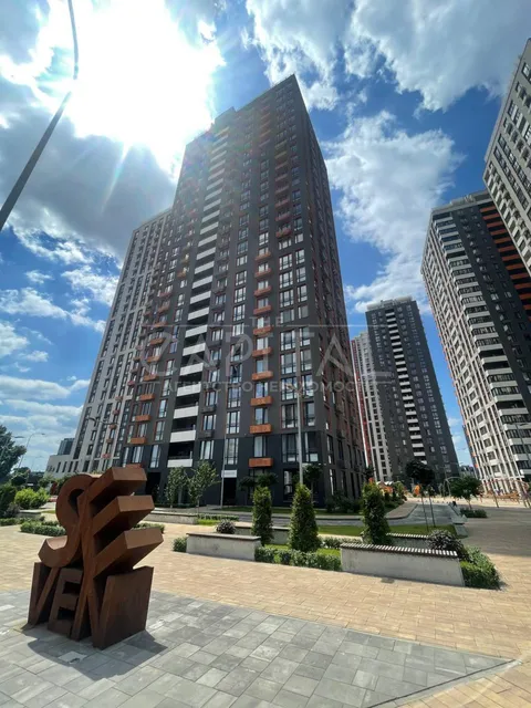 Продажа  офисное помещение Киевская обл., Киев, Днепровская наб. ул., 18а - 18/27