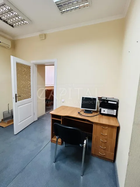 Продажа  офисное помещение Киевская обл., Киев, Байды-Вишневетского ул.,  - 12/29