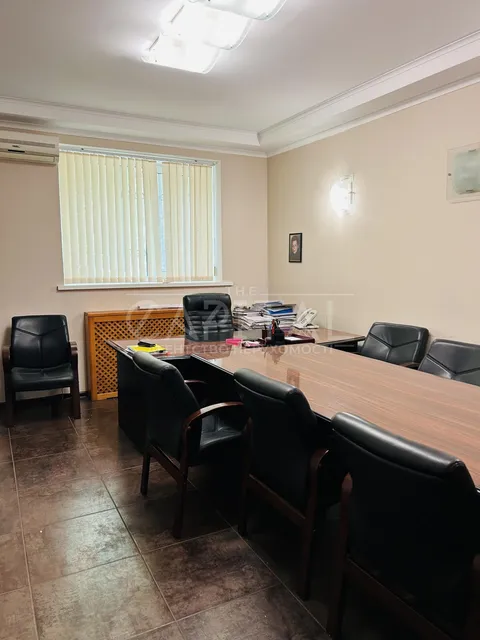 Продажа  офисное помещение Киевская обл., Киев, Байды-Вишневетского ул.,  - 22/29