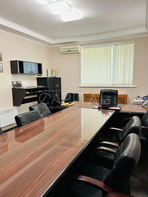 Продажа  офисное помещение Киевская обл., Киев, Байды-Вишневетского ул.,  - 28/29