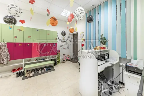 Продажа  коммерческое помещение Киевская обл., Киев, Урловская ул., 21 - 2/34