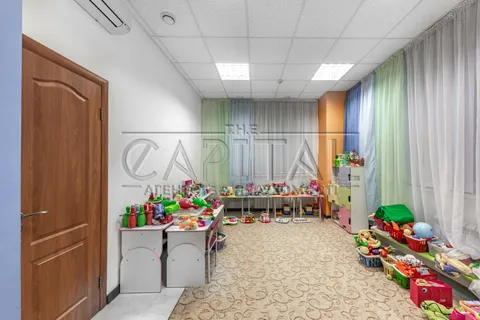 Продажа  коммерческое помещение Киевская обл., Киев, Урловская ул., 21 - 9/34