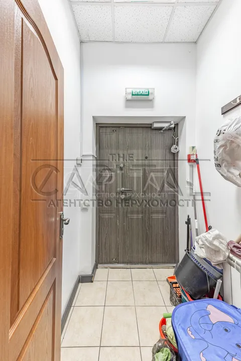 Продажа  коммерческое помещение Киевская обл., Киев, Урловская ул., 21 - 16/34