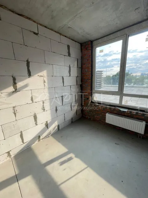 Продажа  коммерческое помещение Киевская обл., Киев, Днепровская наб. ул., 15К - 9/42
