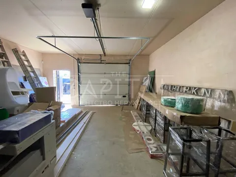 Продажа  коммерческое помещение Киевская обл., Петропавловская Борщаговка, Соборная ул.,  - 21/47