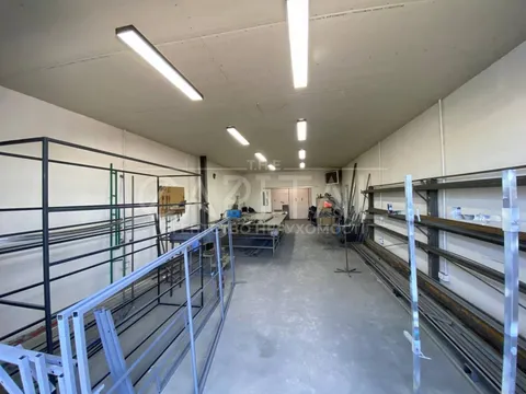 Продажа  коммерческое помещение Киевская обл., Петропавловская Борщаговка, Соборная ул.,  - 43/47
