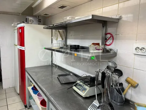 Продажа  коммерческое помещение Киевская обл., Киев, Руданского Степана ул., 4-6 - 14/27