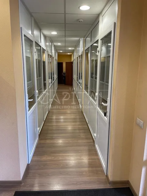 Продажа  офисное помещение Киевская обл., Киев, Танковая ул., 1 - 6/9