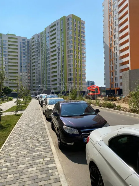 Продажа  коммерческое помещение Киевская обл., Киев, Берестейский ул., 67 - 5/5