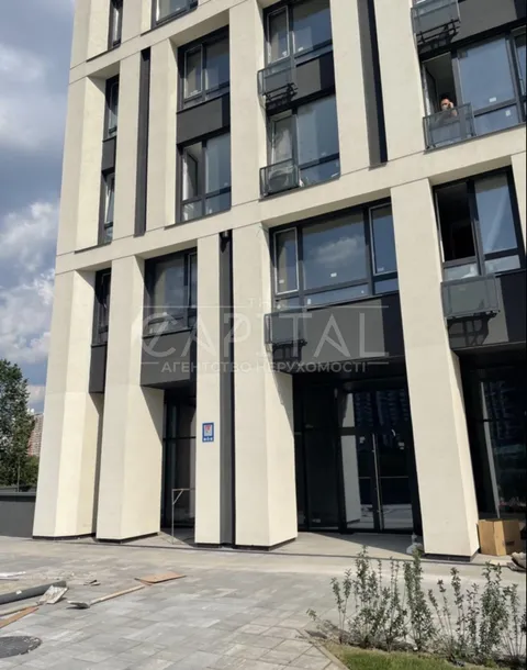 Продажа  коммерческое помещение Киевская обл., Киев, Заречная ул., 16 - 1/11