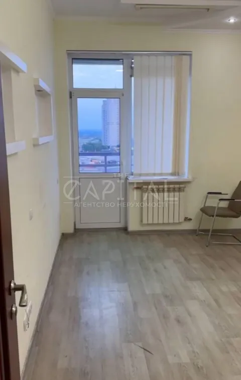 Продажа  офисное помещение Киевская обл., Киев, Срибнокильская ул., 3Б - 8/15