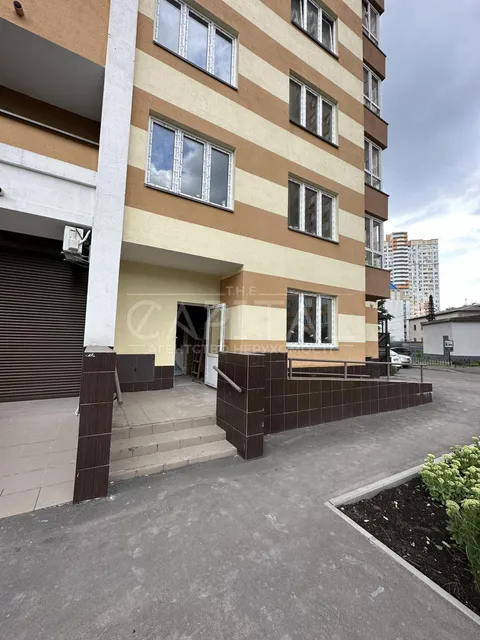 Продажа  коммерческое помещение Киевская обл., Киев, Краковская ул., 27а - 4/14