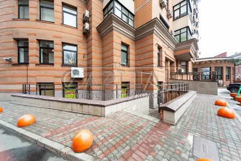 Продажа  коммерческое помещение Киевская обл., Киев, Леси Украинки ул., 23А - 17/17