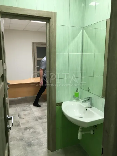 Продажа  офисное помещение Киевская обл., Киев, Харьковское ул., 19 - 12/22