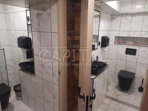 Продажа  офисное помещение Киевская обл., Киев, Первомайского Леонида ул., 9А - 17/26