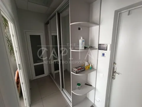 Продажа  офисное помещение Киевская обл., Киев, Мишуги Александра ул., 10 - 12/13