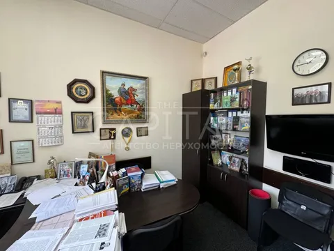 Продажа  офисное помещение Киевская обл., Киев, Гончара Олеся ул., 74А - 11/22