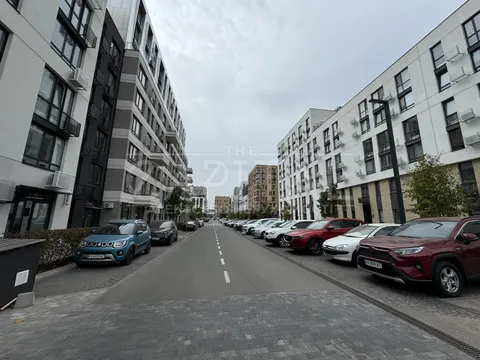 Продажа  коммерческое помещение Киевская обл., Киев, Салютная ул., 2 будинок 9 - 4/13