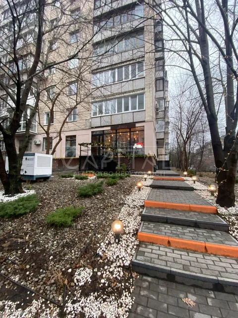 Продажа  коммерческое помещение Киевская обл., Киев, Андрея Верхогляда ул., 6Б - 2/9